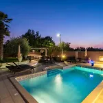 شقة Cozy Apartment In Porec With Wifi بوريتش