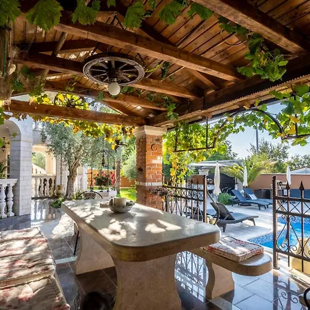 Cozy In With Wifi Appartamento Porec