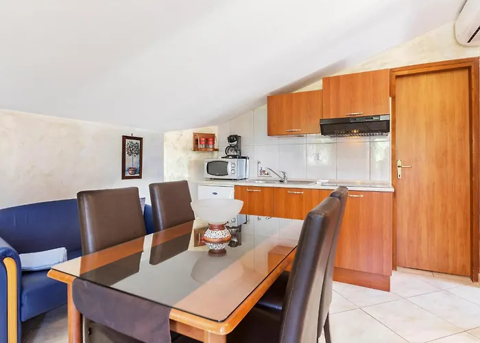 Beautiful Apartment In Porec * Poreč