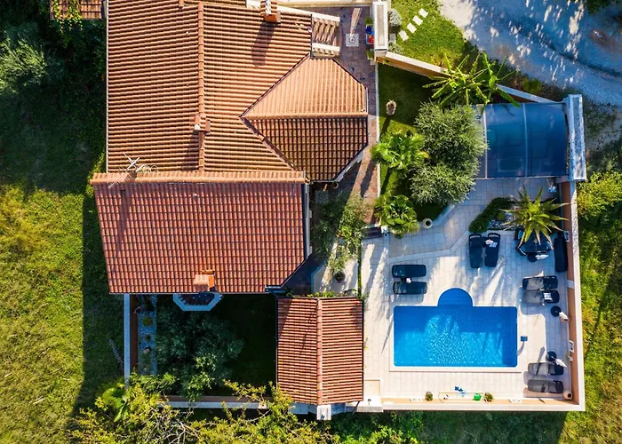 Beautiful Apartment In Porec Poreč