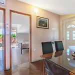 דירה Beautiful In פורץ