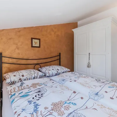 Cozy Apartment In Porec With Wifi * Porec