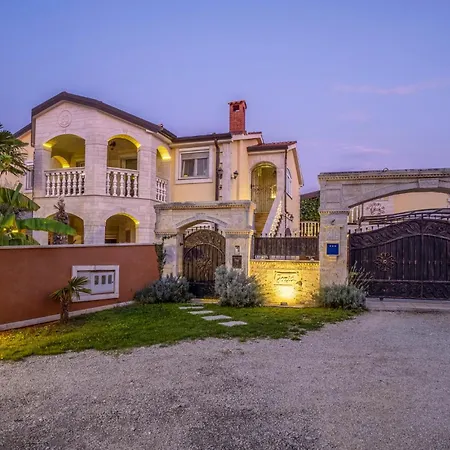Beautiful Apartment In Porec With Kitchen Apartment Porec