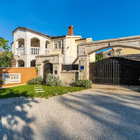 Διαμέρισμα Beautiful In