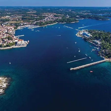 Cozy Apartment In Porec With Wifi Porec