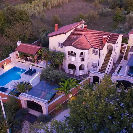 Διαμέρισμα Beautiful In Πόρετς